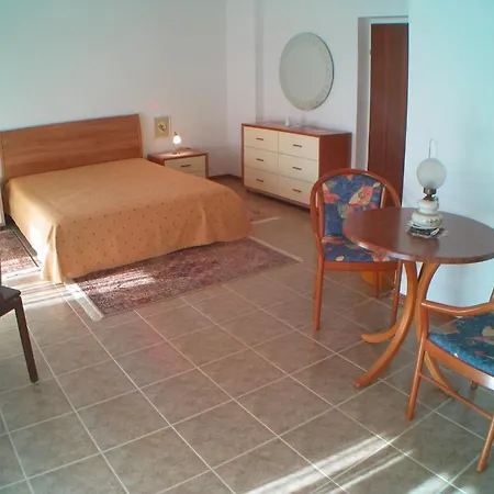 Moderno Guest house