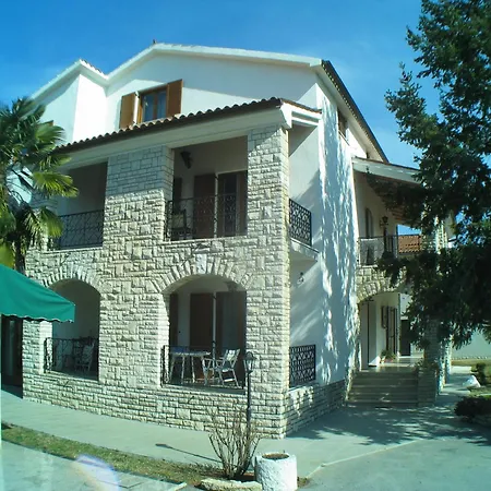Rooms Moderno Fazana